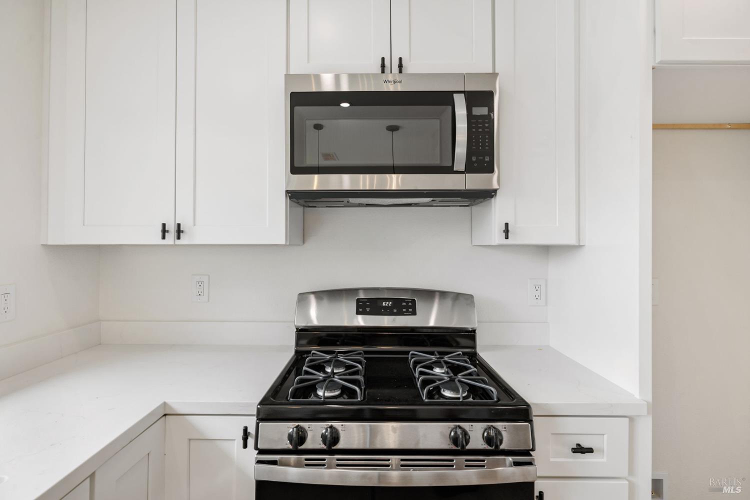 Detail Gallery Image 31 of 55 For 7402 Circle Dr, Rohnert Park,  CA 94928 - 3 Beds | 2 Baths