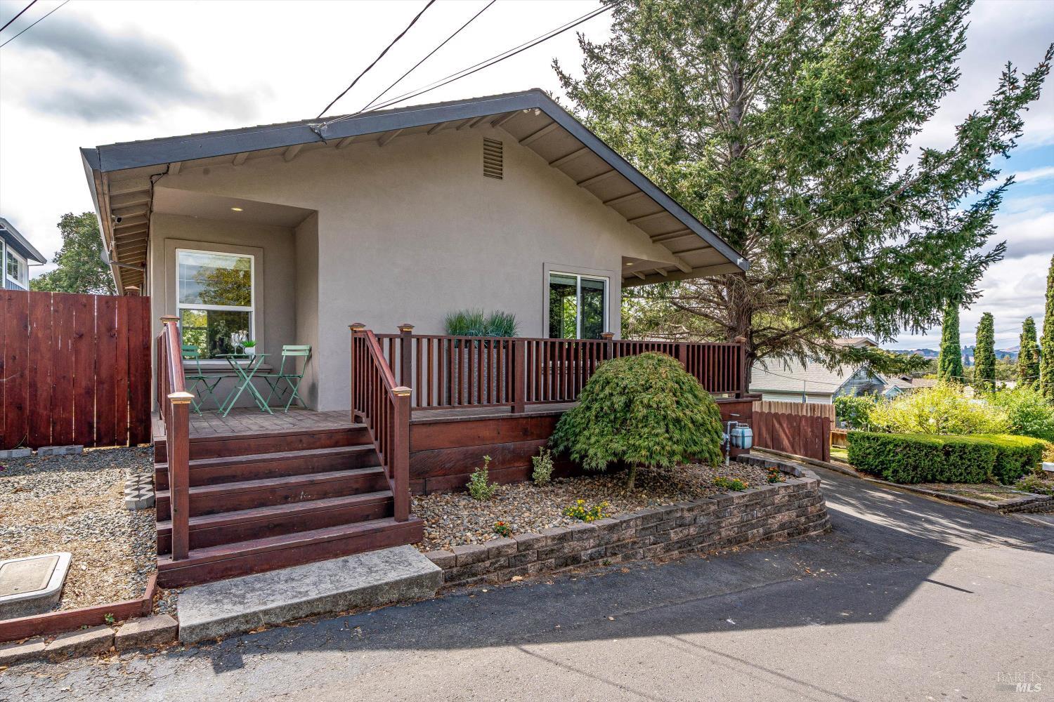 Detail Gallery Image 2 of 56 For 15 Julian Ave, Napa,  CA 94559 - 4 Beds | 2 Baths