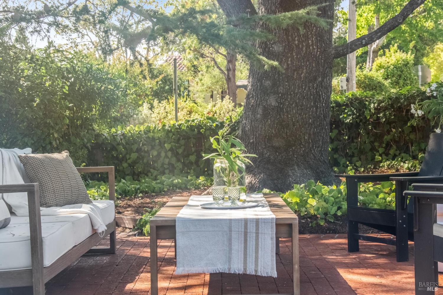 Detail Gallery Image 58 of 68 For 37 Rutherford Ave, San Anselmo,  CA 94960 - 4 Beds | 2 Baths