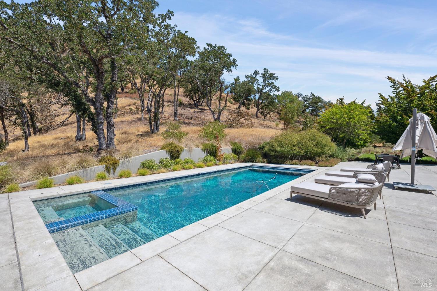 Detail Gallery Image 26 of 57 For 13422 Chalk Hill Rd, Healdsburg,  CA 95448 - 9 Beds | 5 Baths
