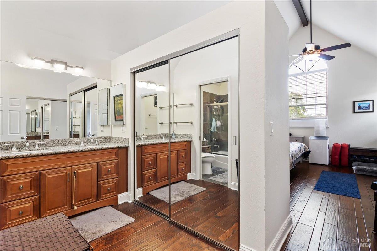 Detail Gallery Image 16 of 30 For 397 E 2nd St, Benicia,  CA 94510 - 3 Beds | 2/1 Baths