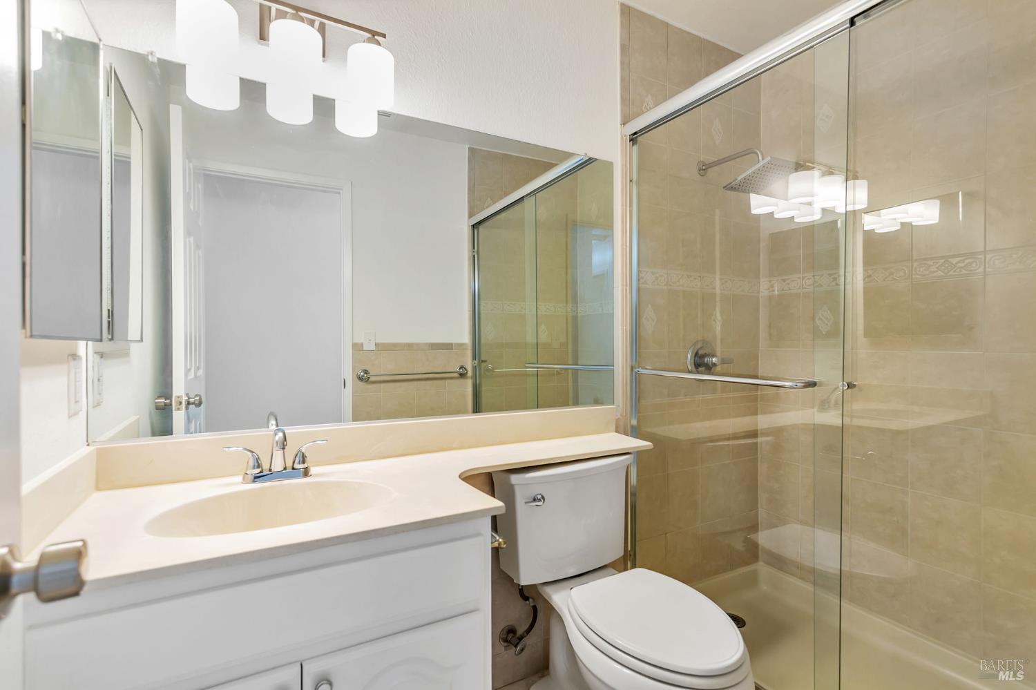 Detail Gallery Image 14 of 22 For 466 Holly St, Vallejo,  CA 94589 - 3 Beds | 2 Baths