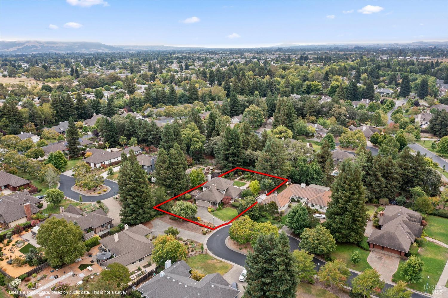 Detail Gallery Image 28 of 30 For 426 Secretariat Ct, Santa Rosa,  CA 95401 - 4 Beds | 2/1 Baths