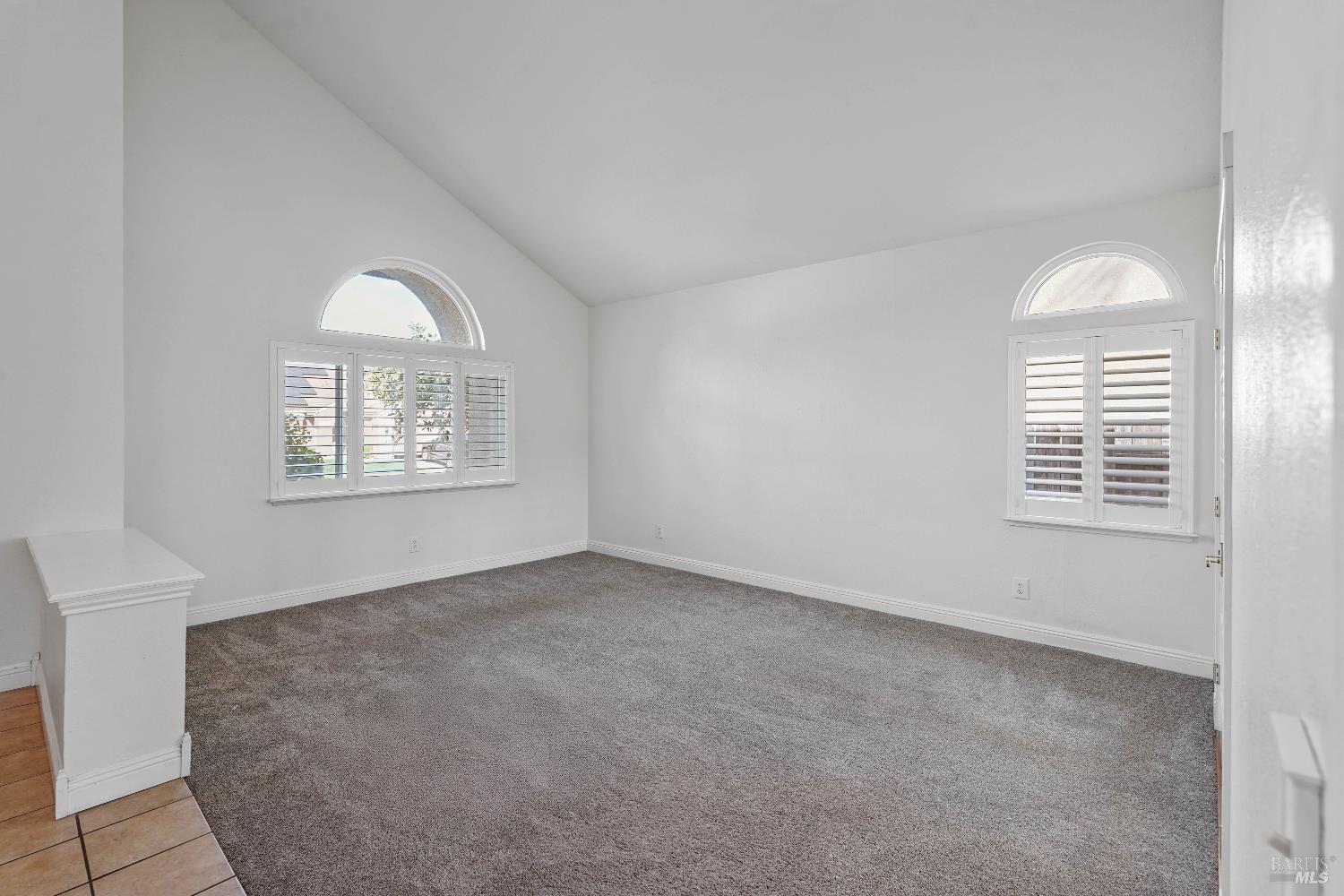 Detail Gallery Image 7 of 59 For 606 Roscommon Pl, Vacaville,  CA 95688 - 3 Beds | 2/1 Baths