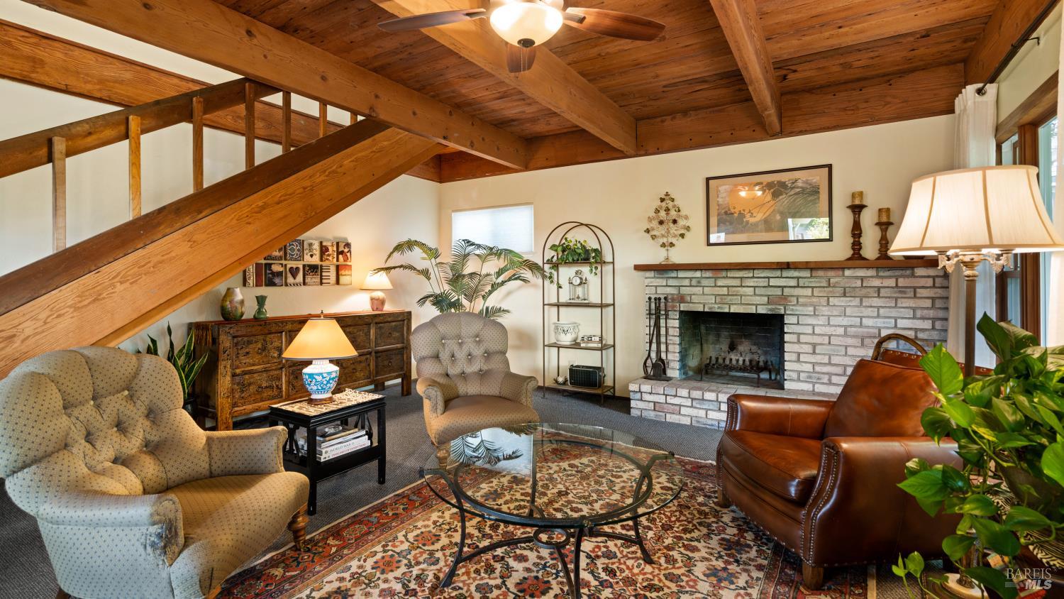 Detail Gallery Image 9 of 61 For 1453 E 4th St, Benicia,  CA 94510 - 4 Beds | 3 Baths