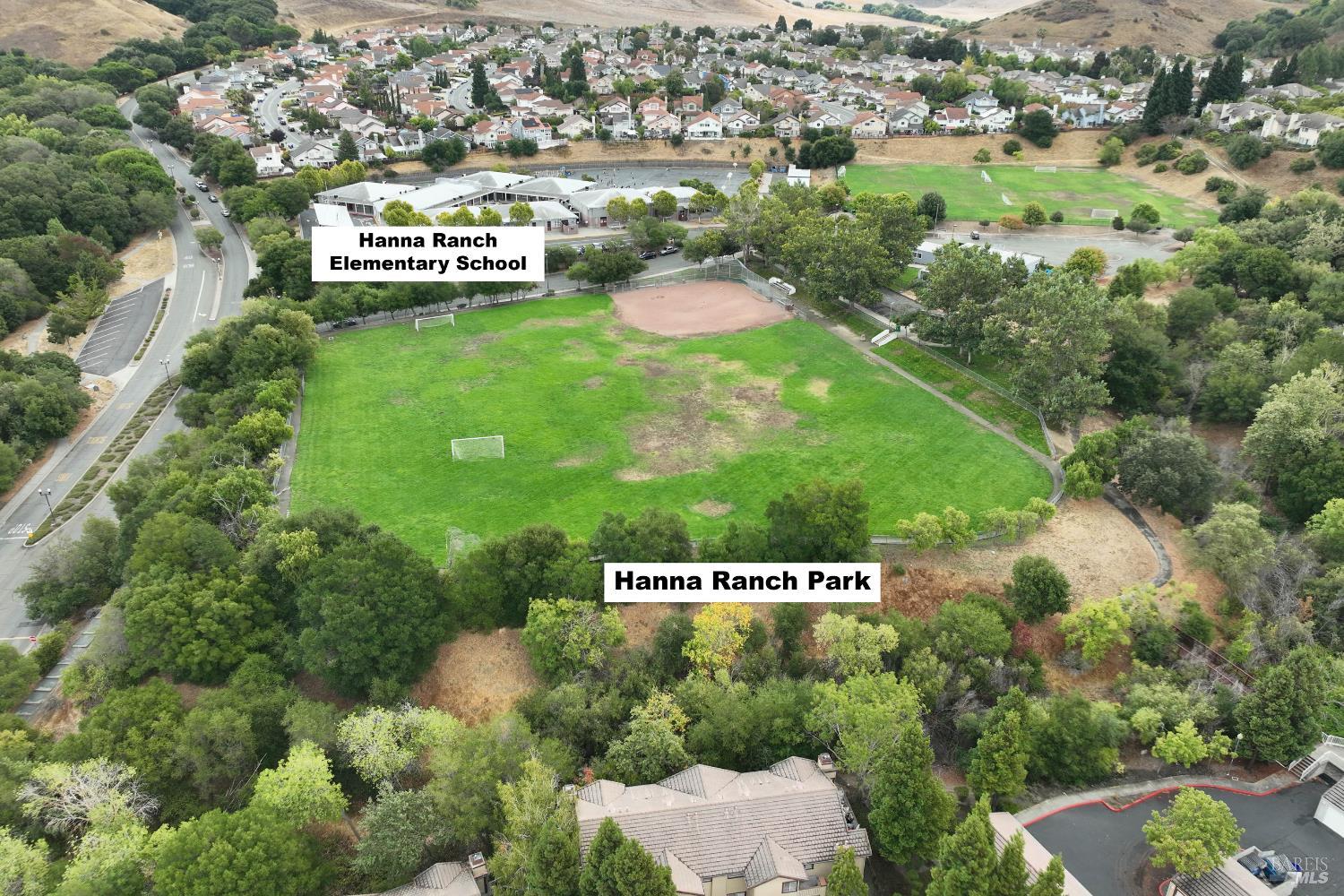 Detail Gallery Image 39 of 41 For 416 Lighthouse Ct, Hercules,  CA 94547 - 2 Beds | 2 Baths