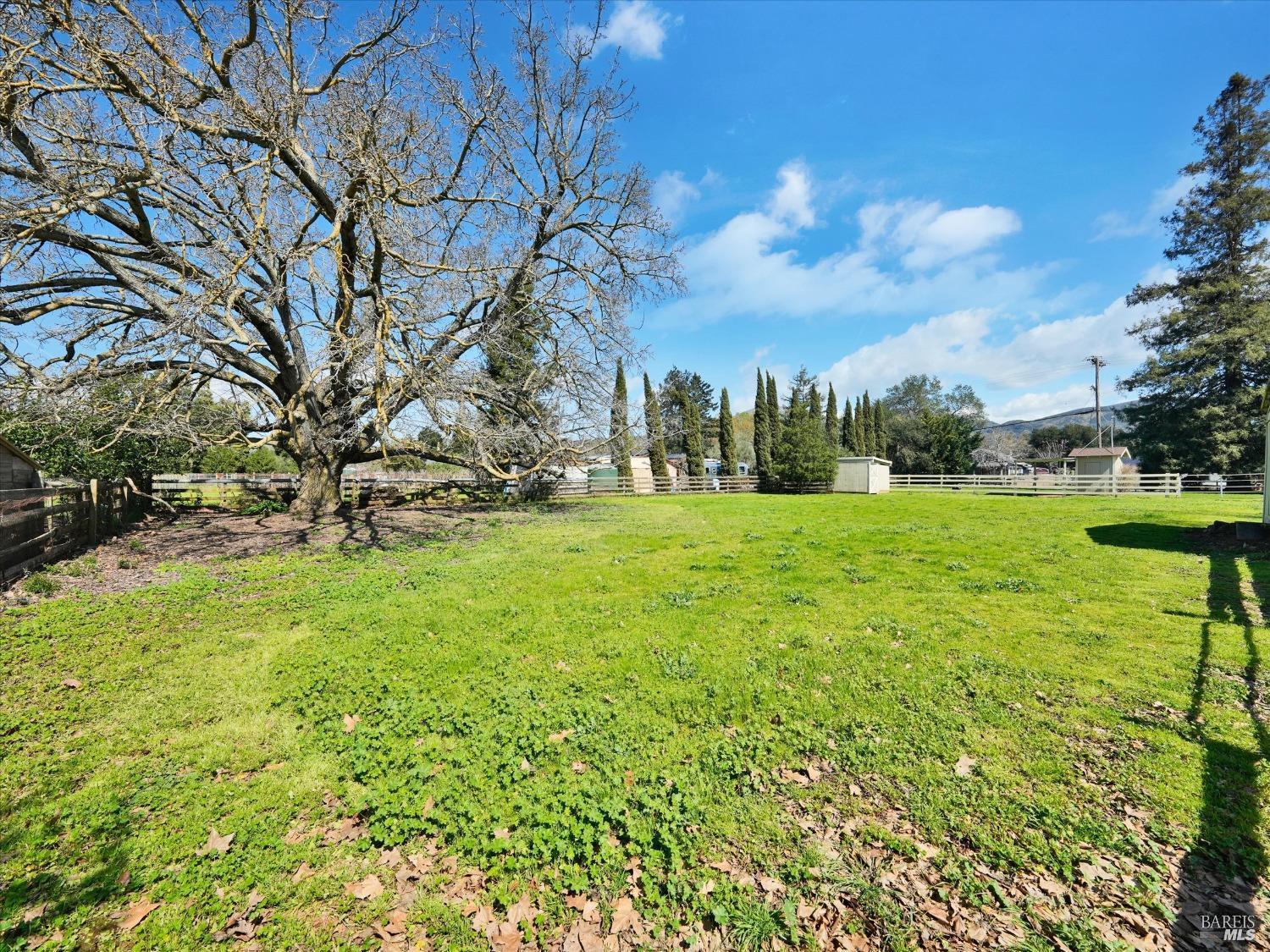 Detail Gallery Image 34 of 52 For 2060 Hagen Rd, Napa,  CA 94558 - 3 Beds | 2 Baths