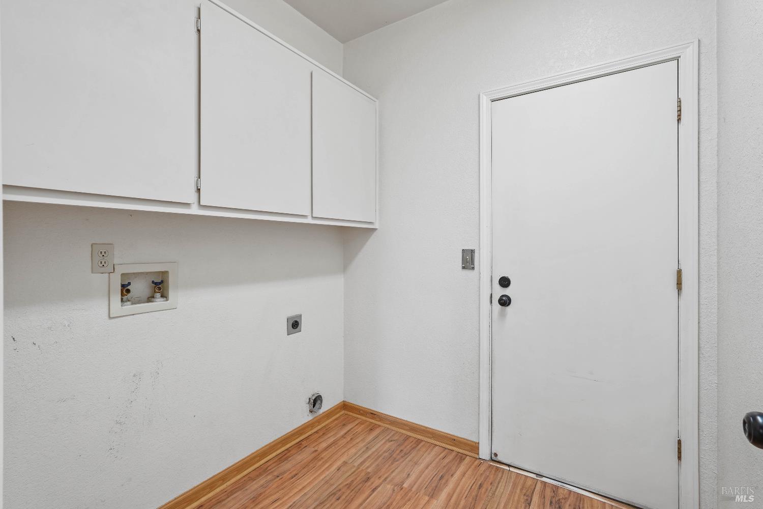 Detail Gallery Image 28 of 59 For 606 Roscommon Pl, Vacaville,  CA 95688 - 3 Beds | 2/1 Baths