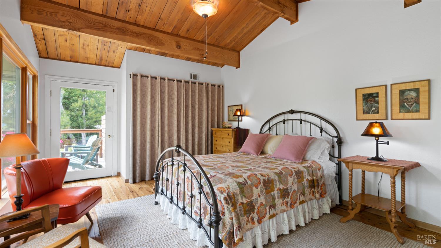 Detail Gallery Image 21 of 61 For 1453 E 4th St, Benicia,  CA 94510 - 4 Beds | 3 Baths