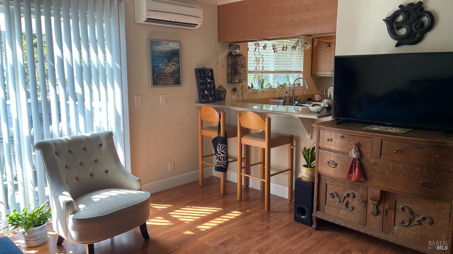 Detail Gallery Image 5 of 8 For 225 Burt St #16,  Santa Rosa,  CA 95407 - 2 Beds | 2 Baths