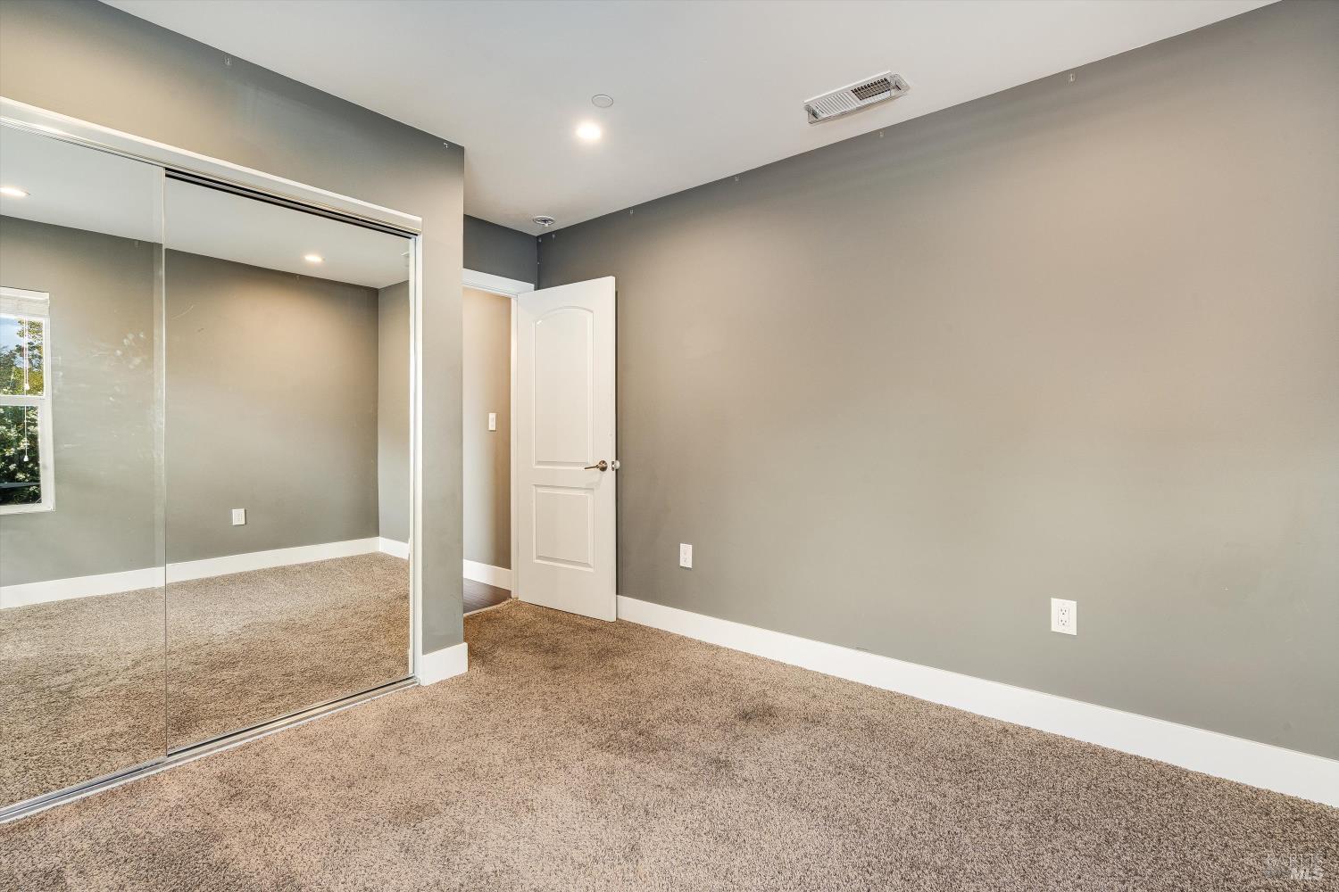 Detail Gallery Image 41 of 56 For 15 Julian Ave, Napa,  CA 94559 - 4 Beds | 2 Baths