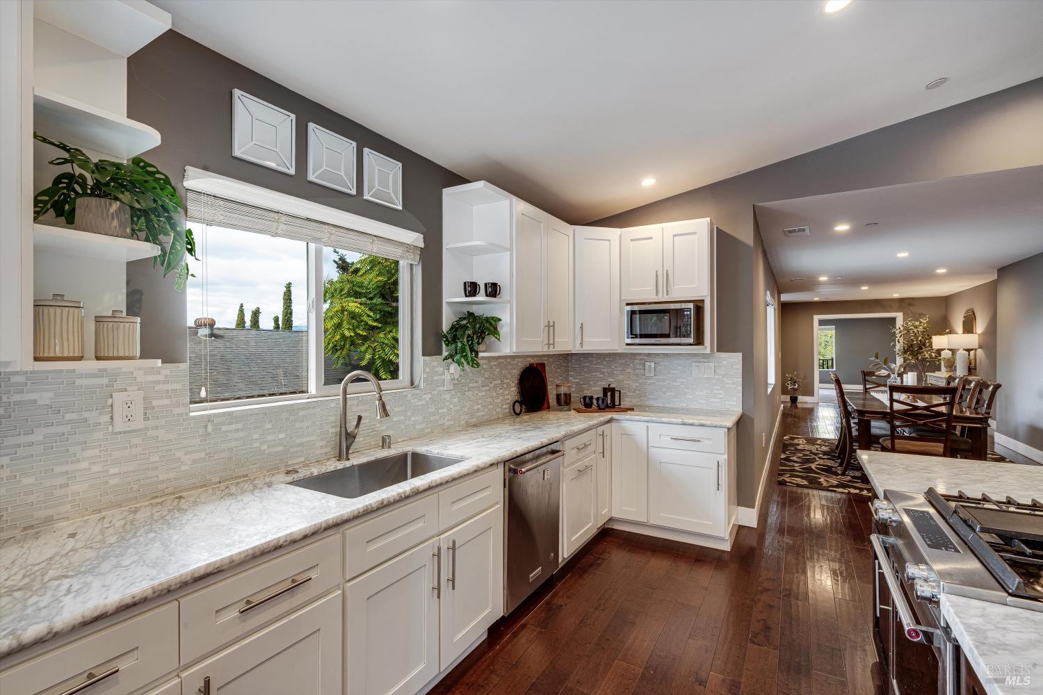 Detail Gallery Image 20 of 56 For 15 Julian Ave, Napa,  CA 94559 - 4 Beds | 2 Baths
