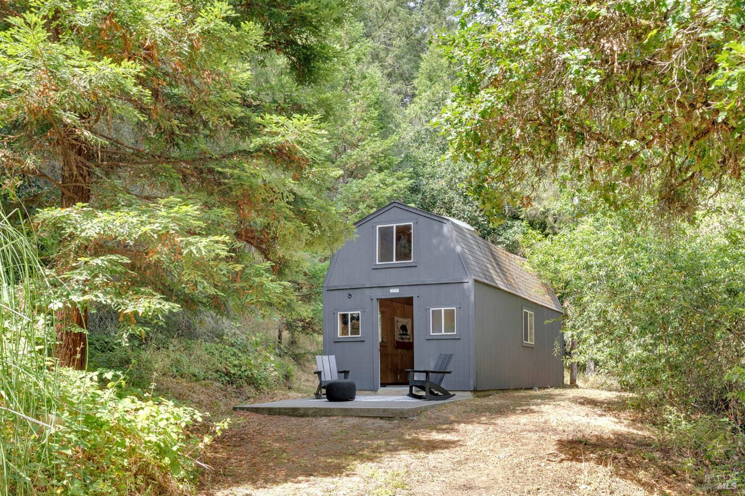 Detail Gallery Image 37 of 50 For 3020 Burnside Rd, Sebastopol,  CA 95472 - 2 Beds | 1 Baths