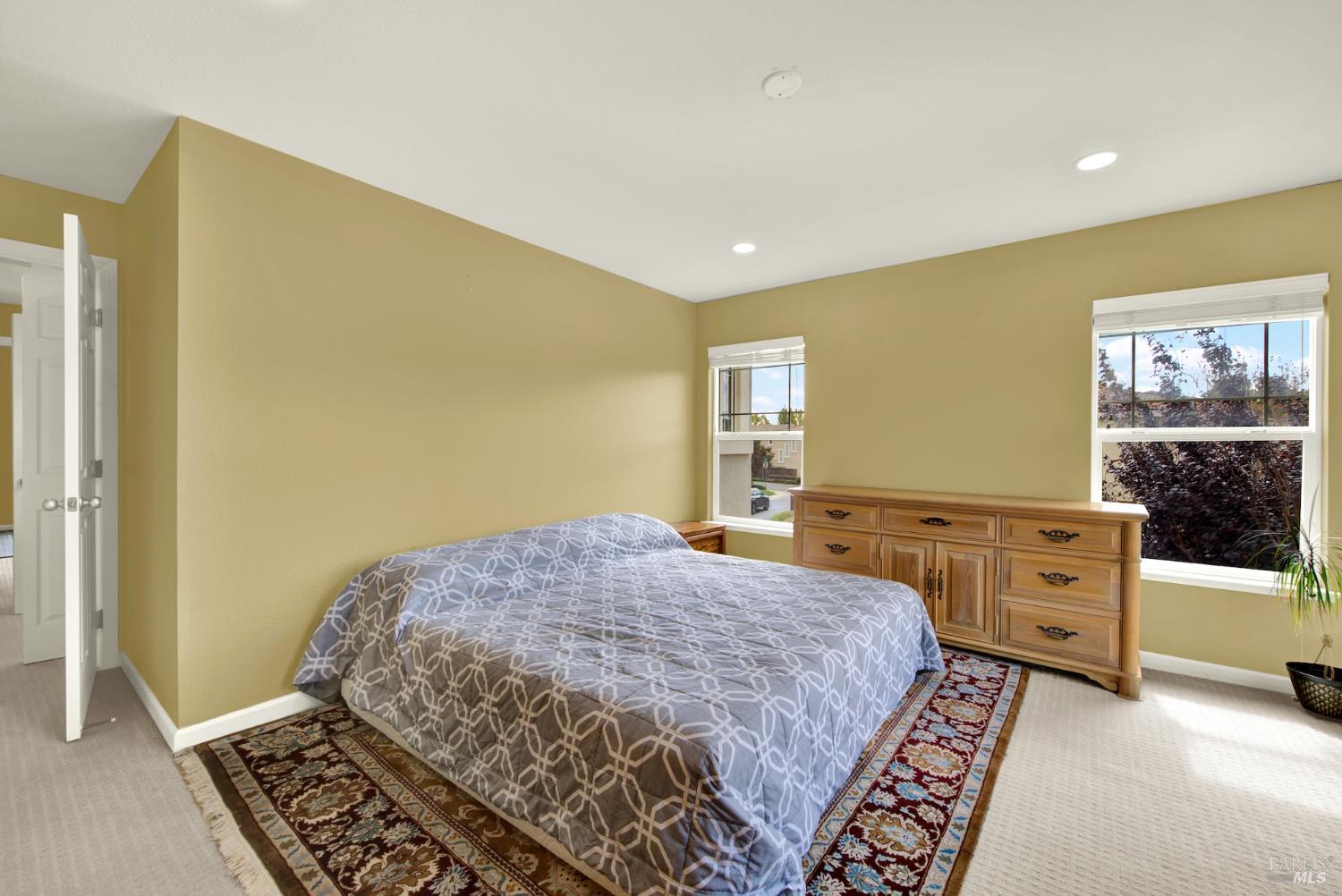 Detail Gallery Image 28 of 56 For 5051 Lakeshore Dr, Fairfield,  CA 94534 - 3 Beds | 2/1 Baths