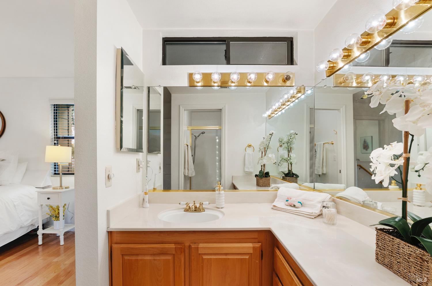 Detail Gallery Image 29 of 33 For 3202 Villa Ln, Napa,  CA 94558 - 2 Beds | 2/1 Baths
