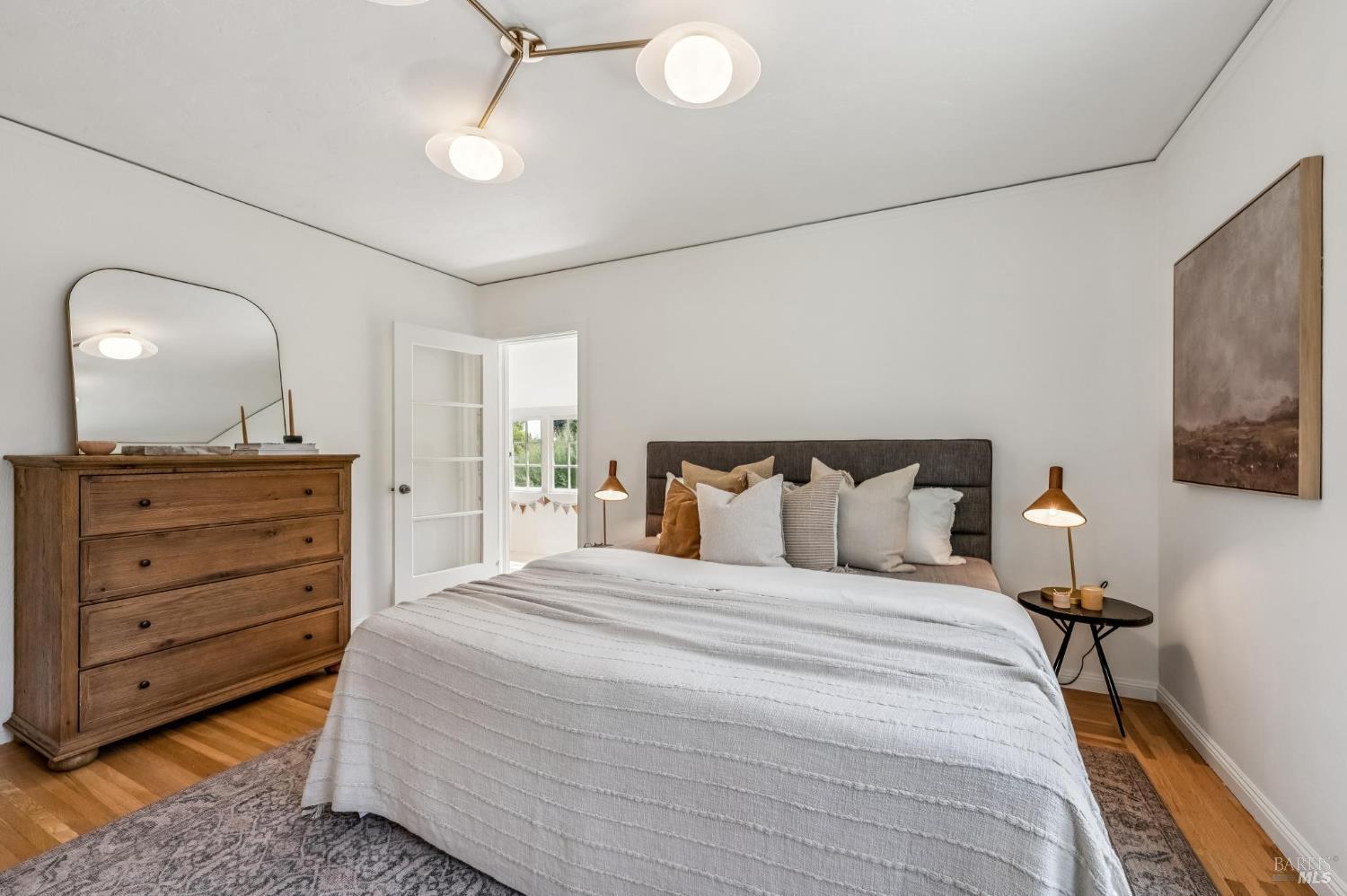 Detail Gallery Image 11 of 68 For 37 Rutherford Ave, San Anselmo,  CA 94960 - 4 Beds | 2 Baths