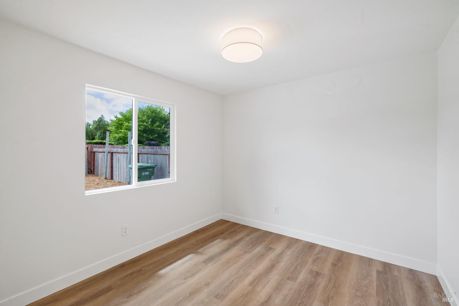 Detail Gallery Image 40 of 55 For 7402 Circle Dr, Rohnert Park,  CA 94928 - 3 Beds | 2 Baths