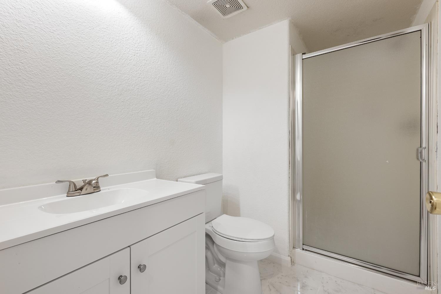 Detail Gallery Image 18 of 52 For 1012 Hickock Dr, Vacaville,  CA 95687 - 4 Beds | 3 Baths