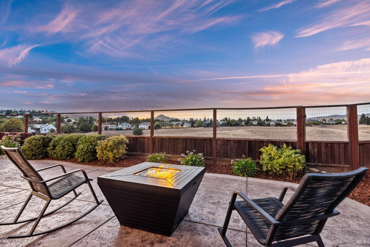 Detail Gallery Image 55 of 65 For 483 Panorama Dr, Benicia,  CA 94510 - 5 Beds | 3 Baths