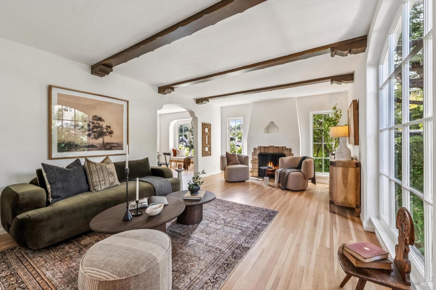 Detail Gallery Image 4 of 68 For 37 Rutherford Ave, San Anselmo,  CA 94960 - 4 Beds | 2 Baths