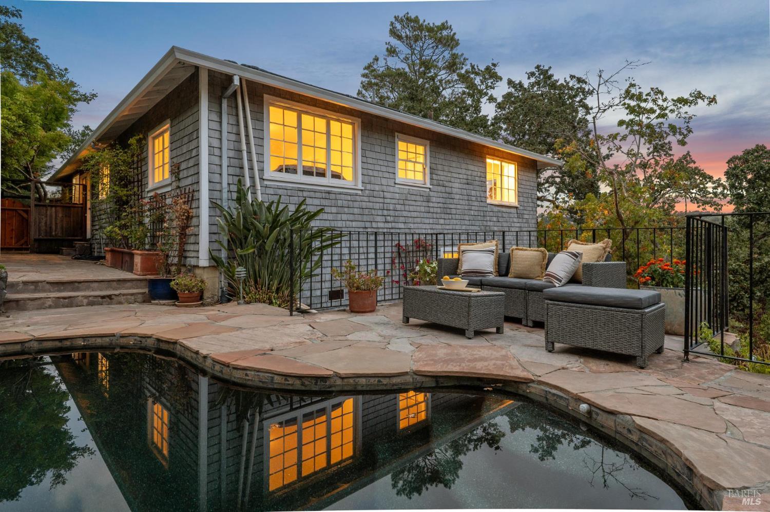 Detail Gallery Image 71 of 78 For 125 Oak Ave, San Anselmo,  CA 94960 - 5 Beds | 2/1 Baths