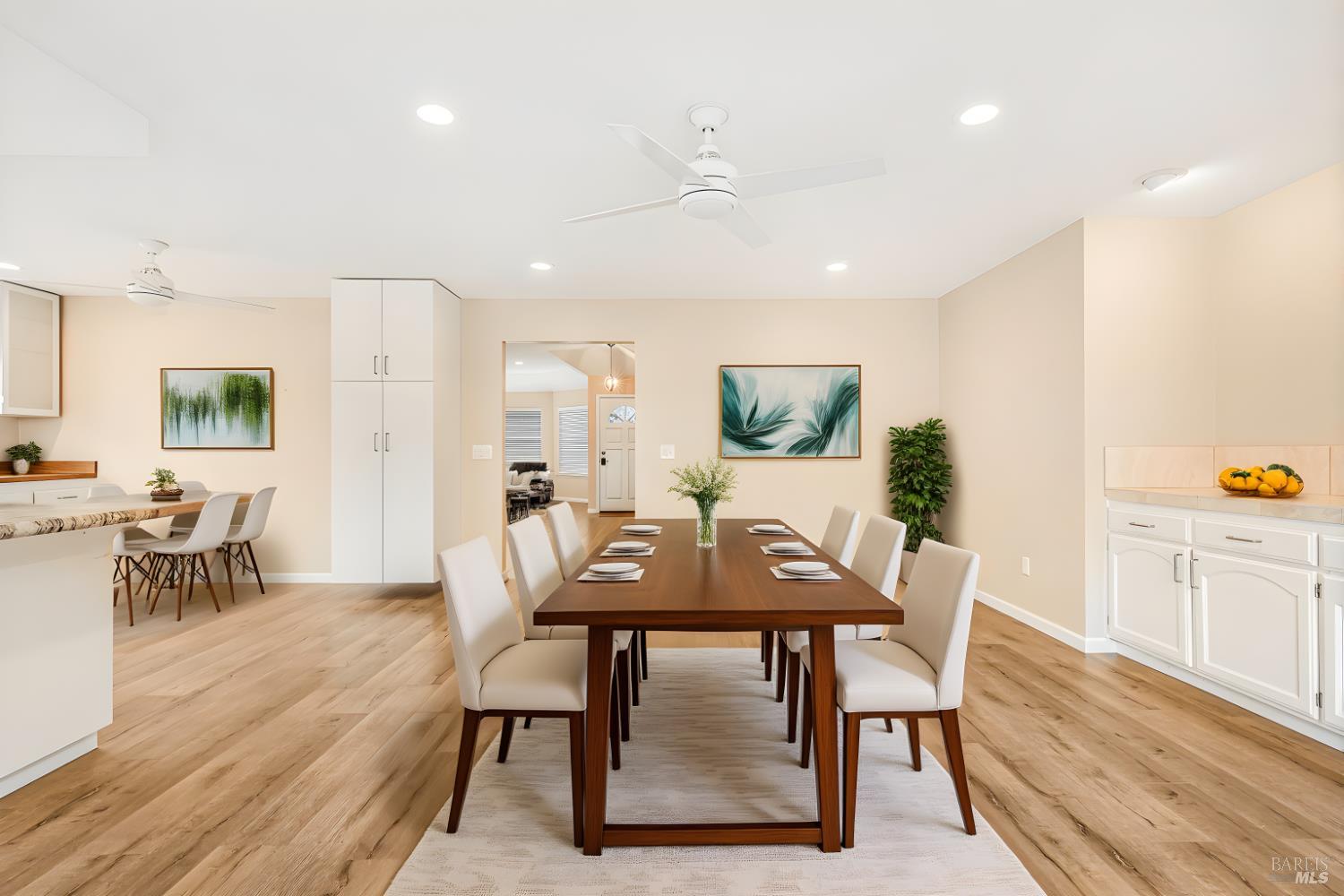 Detail Gallery Image 5 of 62 For 8151 Oakmont Dr, Santa Rosa,  CA 95409 - 3 Beds | 2 Baths