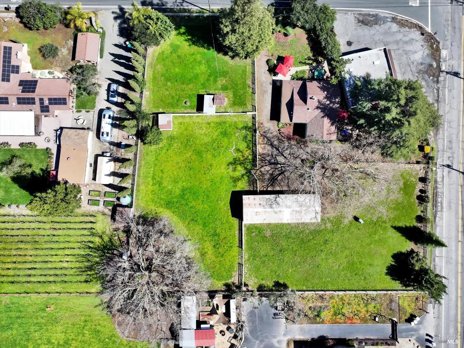 Detail Gallery Image 46 of 52 For 2060 Hagen Rd, Napa,  CA 94558 - 3 Beds | 2 Baths