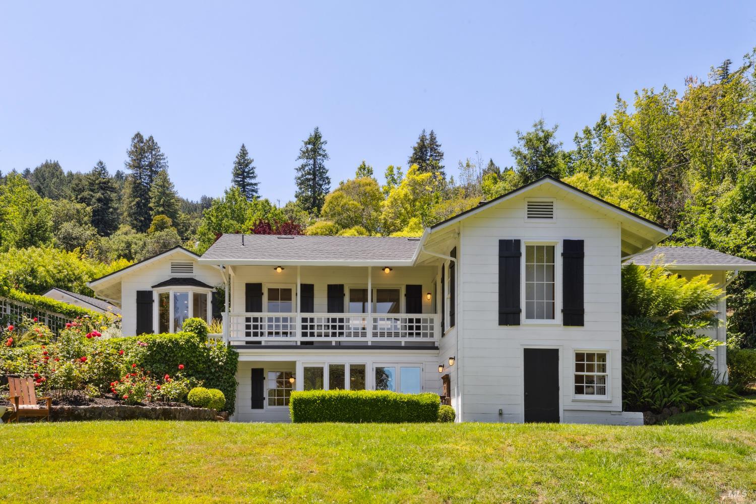 Detail Gallery Image 1 of 1 For 340 Corte Madera Ave, Corte Madera,  CA 94925 - 4 Beds | 3 Baths