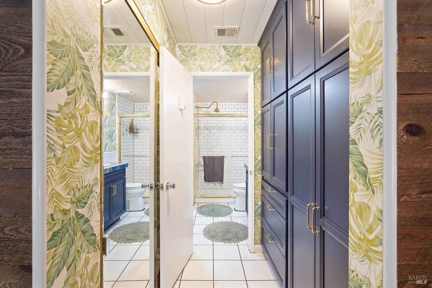 Detail Gallery Image 20 of 41 For 416 Lighthouse Ct, Hercules,  CA 94547 - 2 Beds | 2 Baths