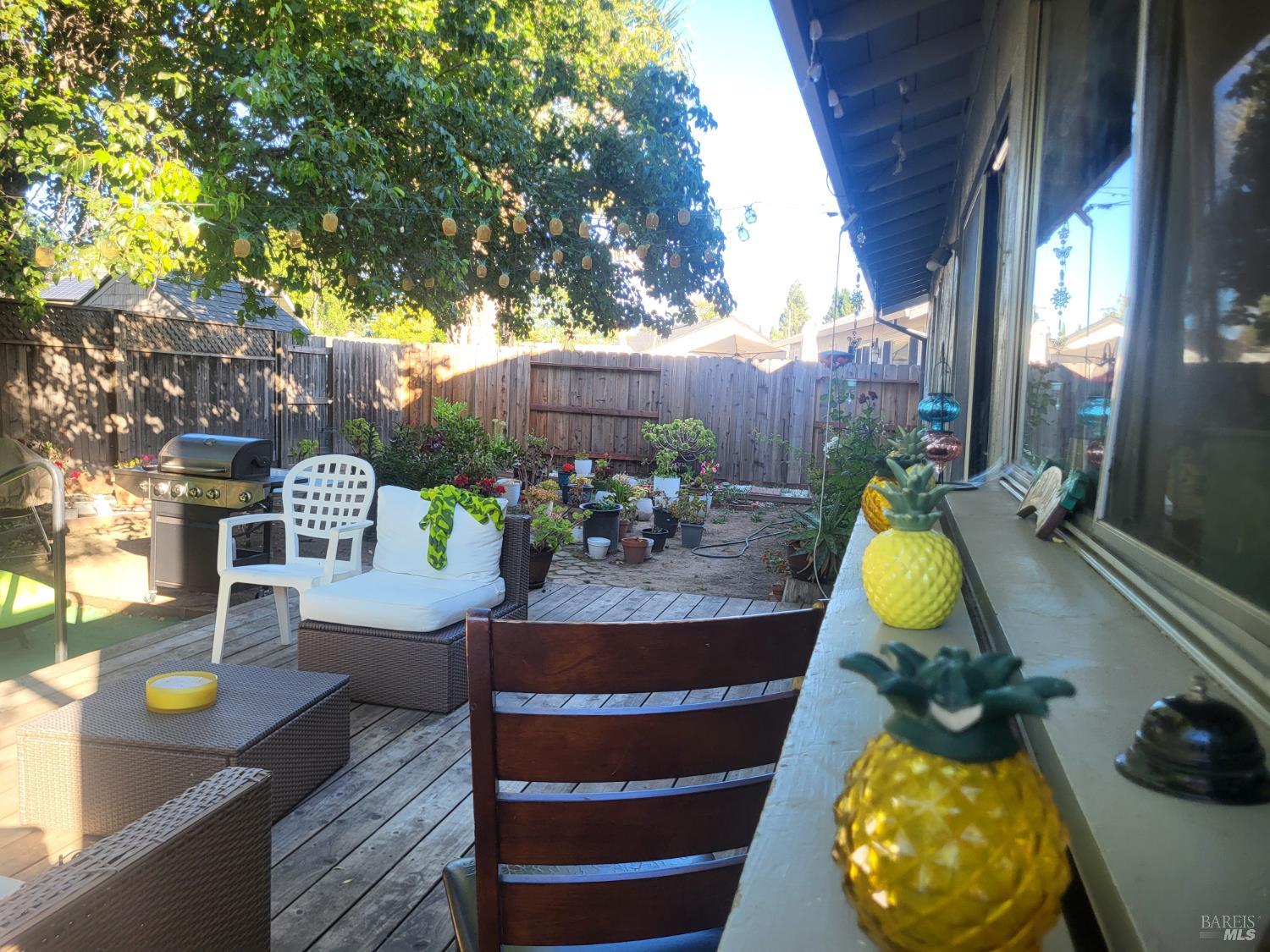 Detail Gallery Image 16 of 16 For 4106 Pinot Dr, Napa,  CA 94558 - 3 Beds | 2 Baths
