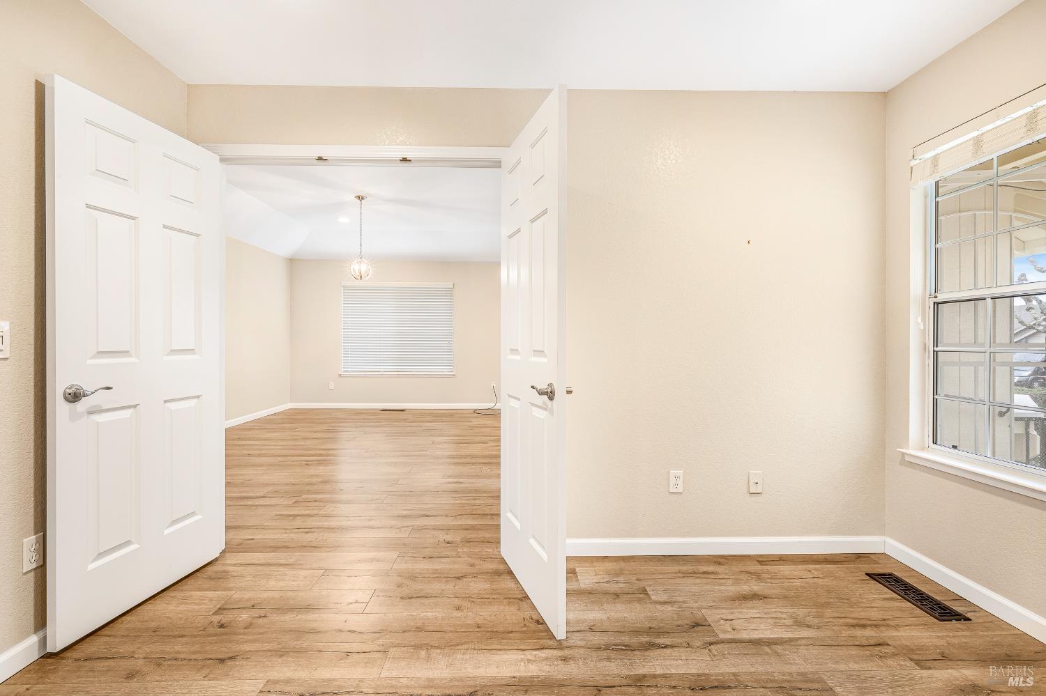 Detail Gallery Image 19 of 62 For 8151 Oakmont Dr, Santa Rosa,  CA 95409 - 3 Beds | 2 Baths