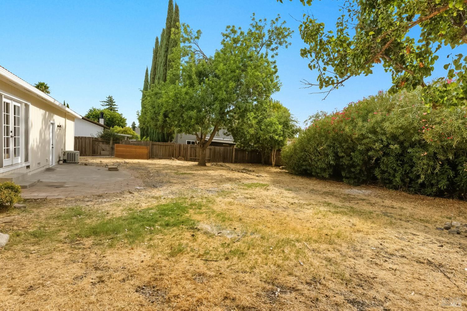 Detail Gallery Image 30 of 38 For 606 Saint Andrews Dr, Vacaville,  CA 95687 - 3 Beds | 1 Baths