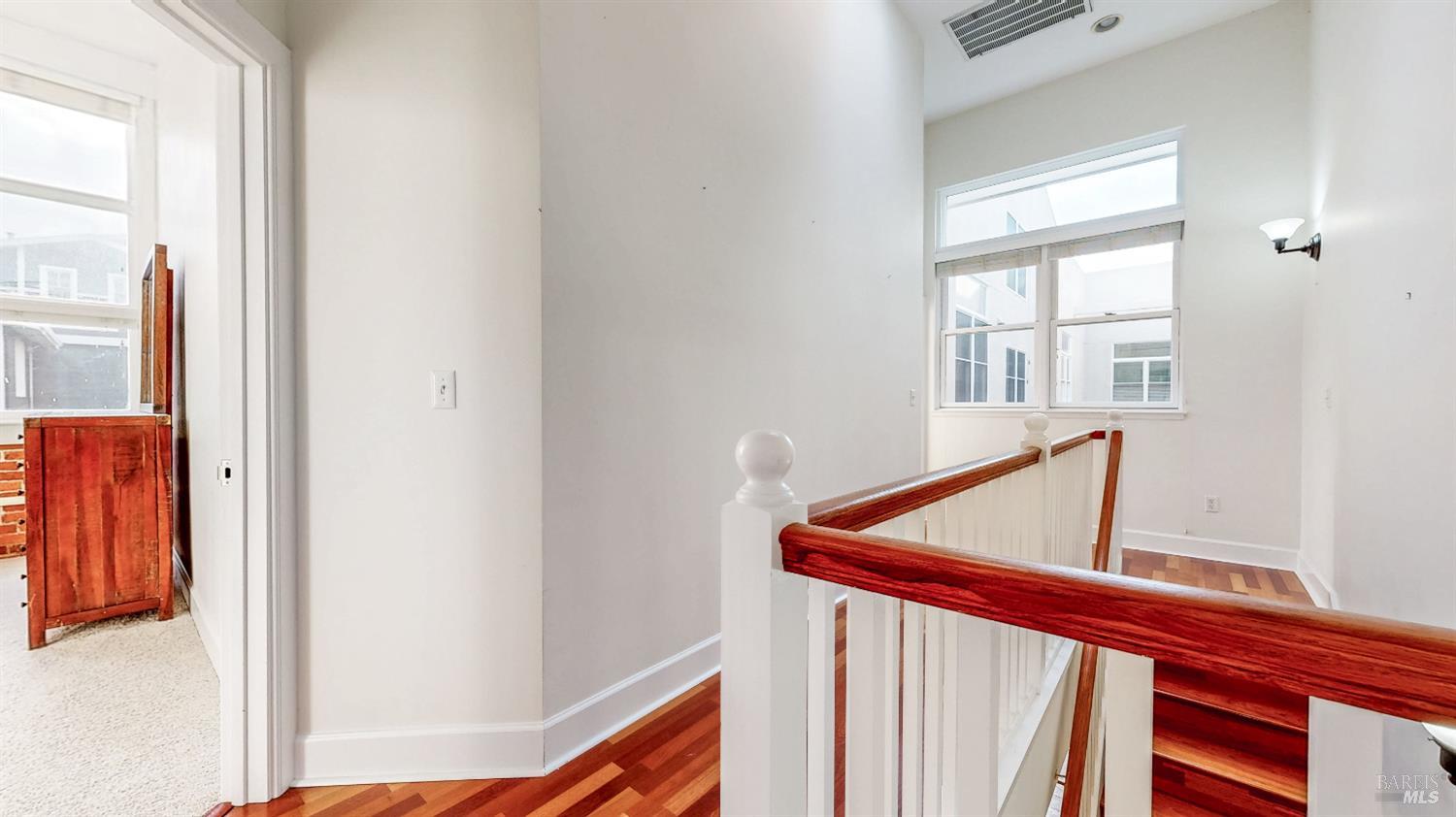 Detail Gallery Image 21 of 52 For 331 Keller St #11,  Petaluma,  CA 94952 - 2 Beds | 2/1 Baths