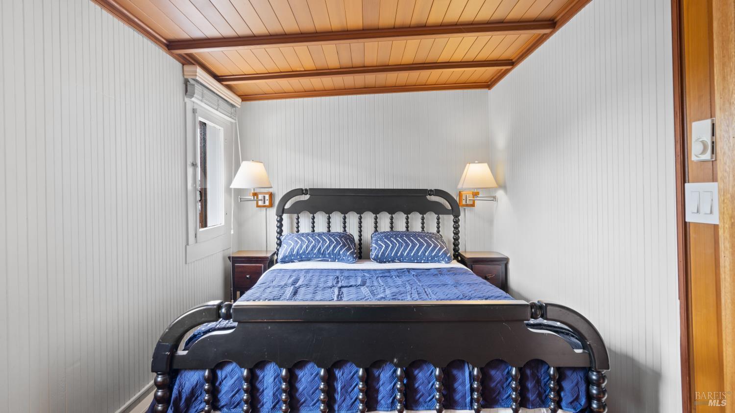 Detail Gallery Image 15 of 24 For 21 Main St #F,  Belvedere,  CA 94920 - 2 Beds | 1 Baths