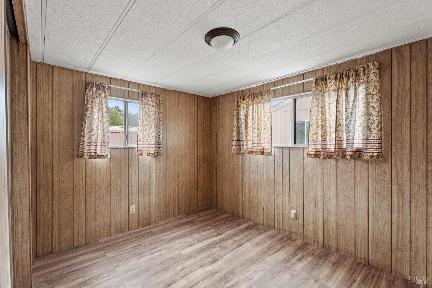 Detail Gallery Image 10 of 15 For 4801 N State St 48, Ukiah,  CA 95482 - 2 Beds | 1 Baths