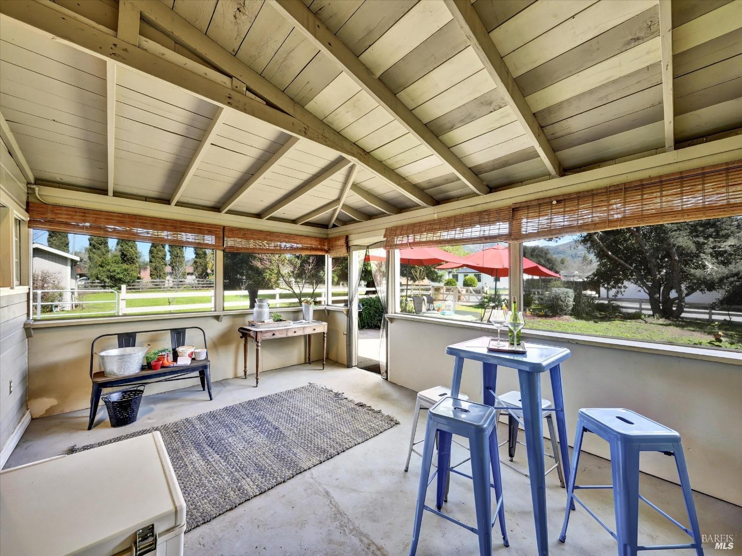 Detail Gallery Image 27 of 52 For 2060 Hagen Rd, Napa,  CA 94558 - 3 Beds | 2 Baths