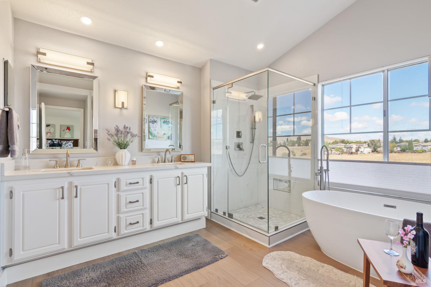 Detail Gallery Image 27 of 65 For 483 Panorama Dr, Benicia,  CA 94510 - 5 Beds | 3 Baths