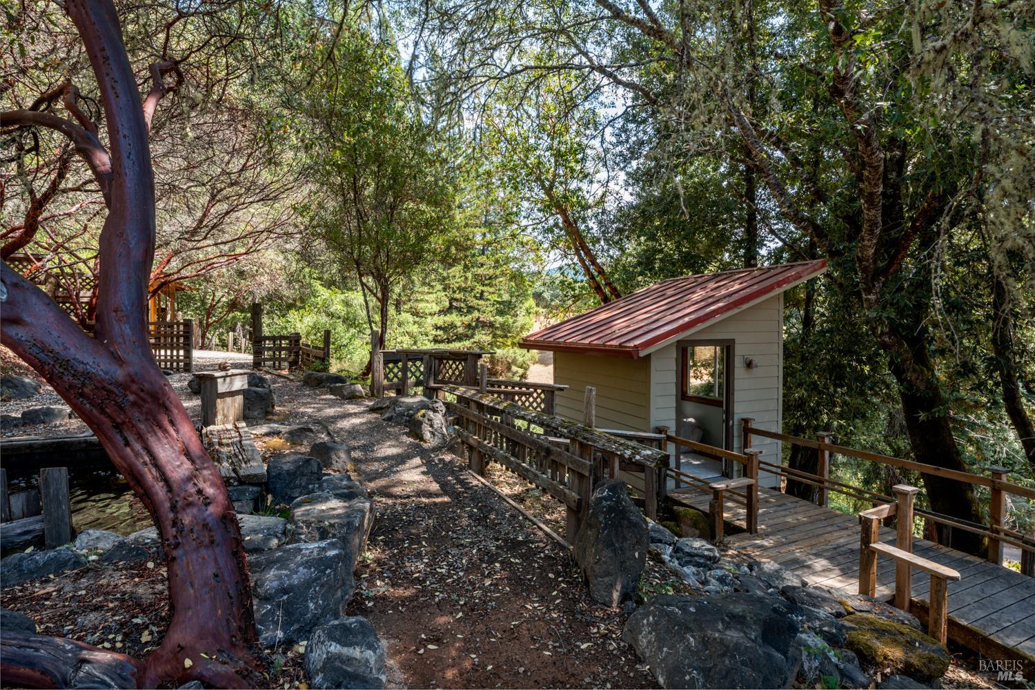 Detail Gallery Image 27 of 37 For 4901 Little Mill Creek Rd, Philo,  CA 95466 - 4 Beds | 2 Baths