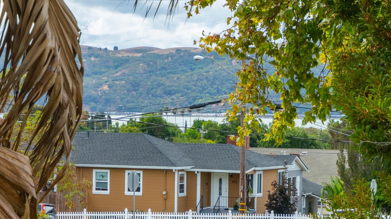 Detail Gallery Image 24 of 61 For 1453 E 4th St, Benicia,  CA 94510 - 4 Beds | 3 Baths
