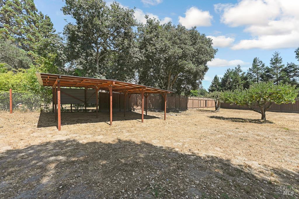 Detail Gallery Image 37 of 43 For 712 Bloomfield Rd, Sebastopol,  CA 95472 - 3 Beds | 3 Baths
