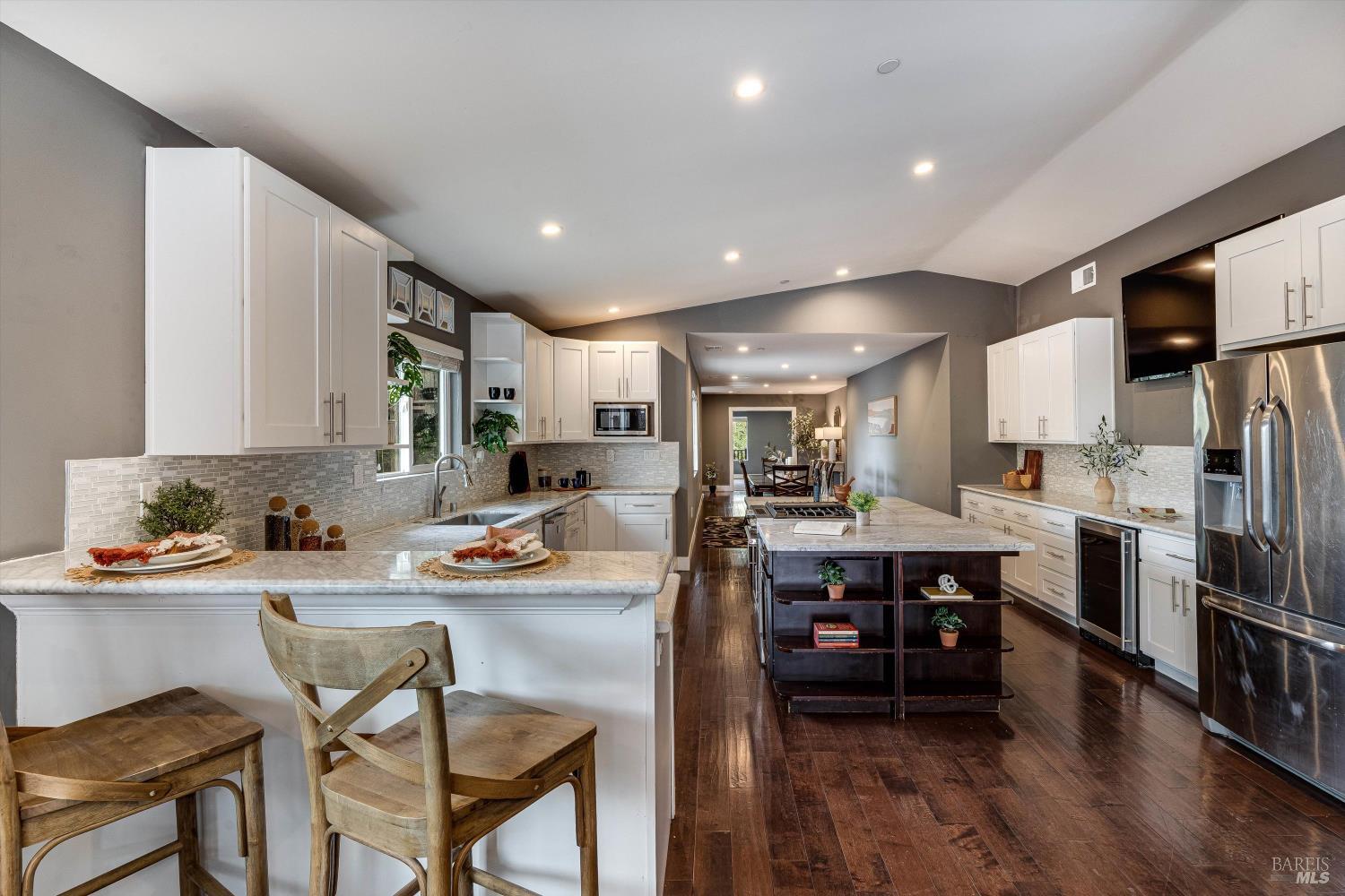 Detail Gallery Image 18 of 56 For 15 Julian Ave, Napa,  CA 94559 - 4 Beds | 2 Baths
