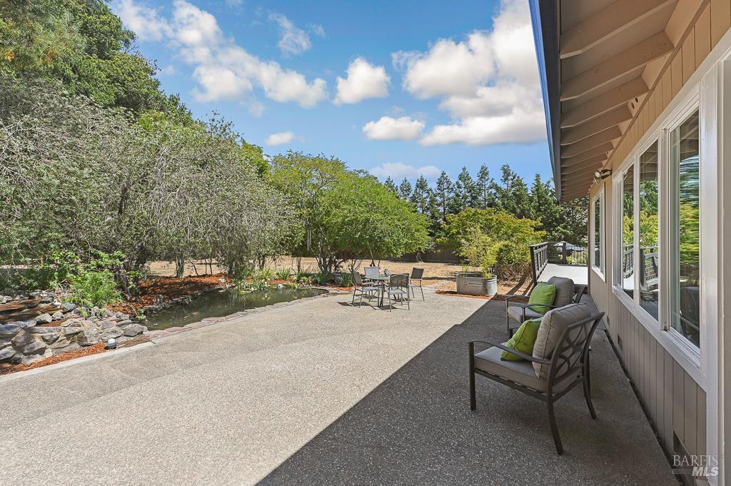Detail Gallery Image 41 of 43 For 712 Bloomfield Rd, Sebastopol,  CA 95472 - 3 Beds | 3 Baths