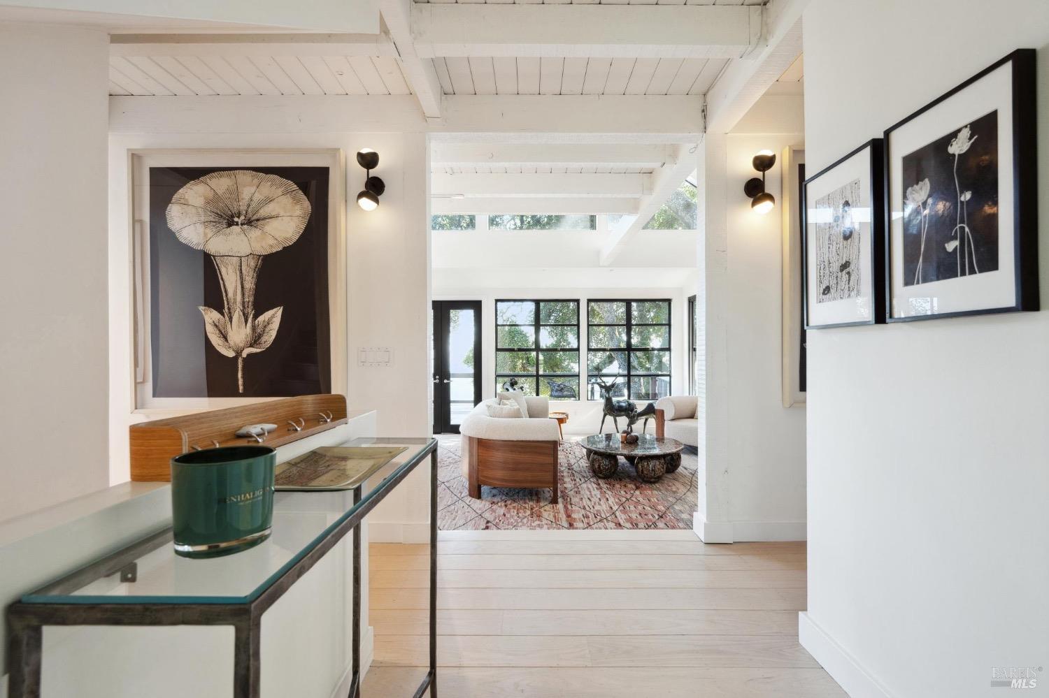 Detail Gallery Image 16 of 78 For 1090 Bart Rd, Sonoma,  CA 95476 - 3 Beds | 2/1 Baths