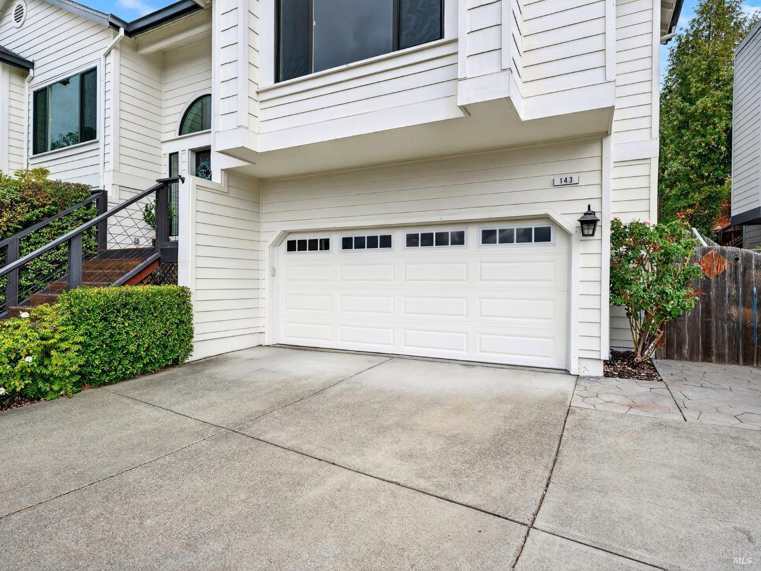 Detail Gallery Image 33 of 38 For 143 Village Oaks Ct, Healdsburg,  CA 95448 - 3 Beds | 2 Baths