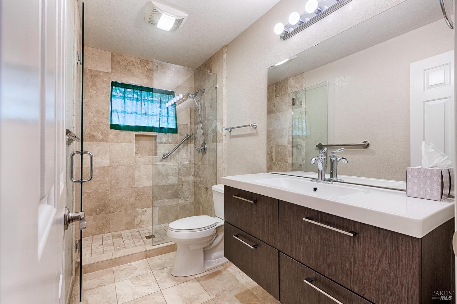 Detail Gallery Image 45 of 62 For 8151 Oakmont Dr, Santa Rosa,  CA 95409 - 3 Beds | 2 Baths