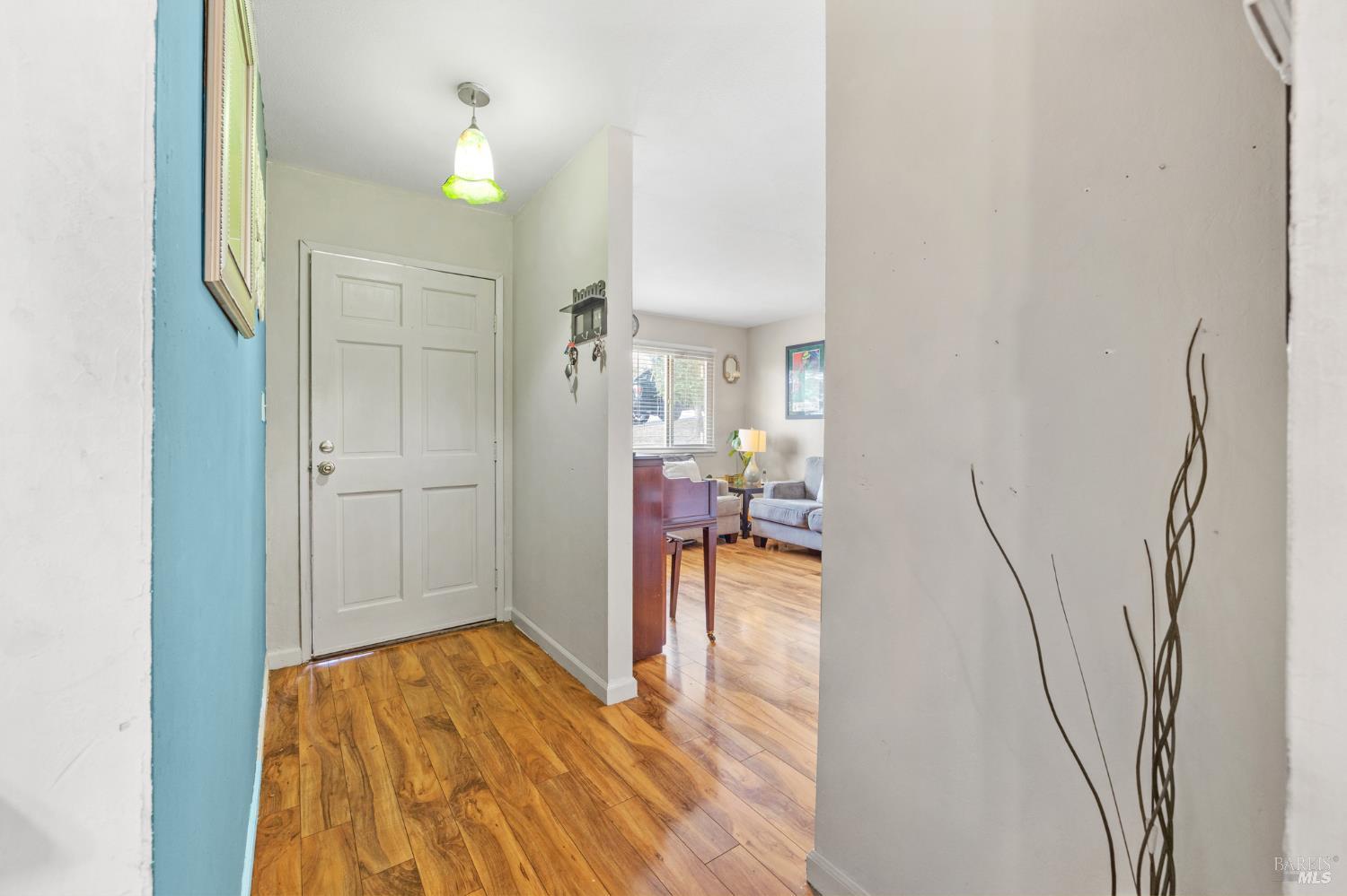 Detail Gallery Image 13 of 34 For 392 Winchester St, Vallejo,  CA 94590 - 4 Beds | 2 Baths