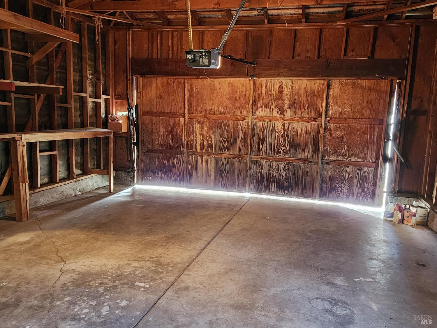 Detail Gallery Image 7 of 9 For 2053 Vista Ln, Petaluma,  CA 94954 - 4 Beds | 2 Baths