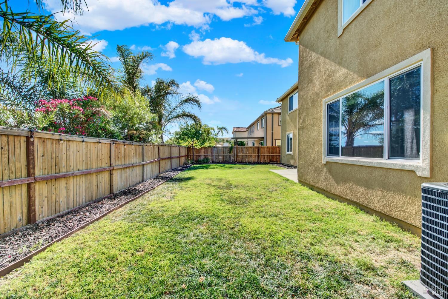 Detail Gallery Image 81 of 82 For 2437 Sanders Ln, Fairfield,  CA 94533 - 5 Beds | 4 Baths