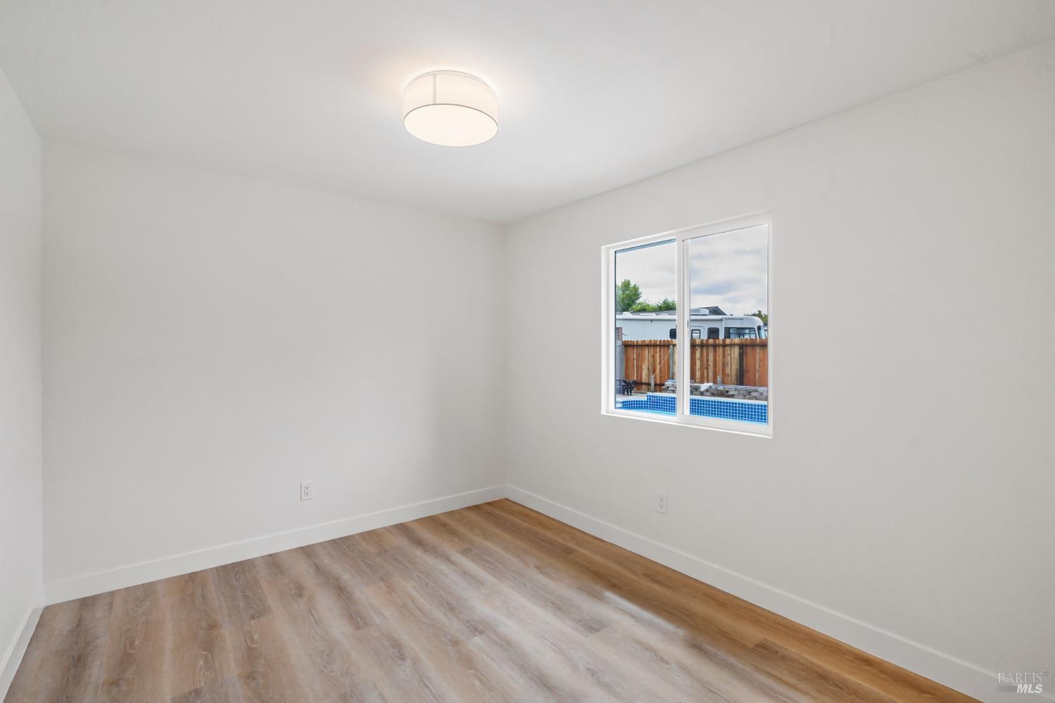 Detail Gallery Image 47 of 55 For 7402 Circle Dr, Rohnert Park,  CA 94928 - 3 Beds | 2 Baths