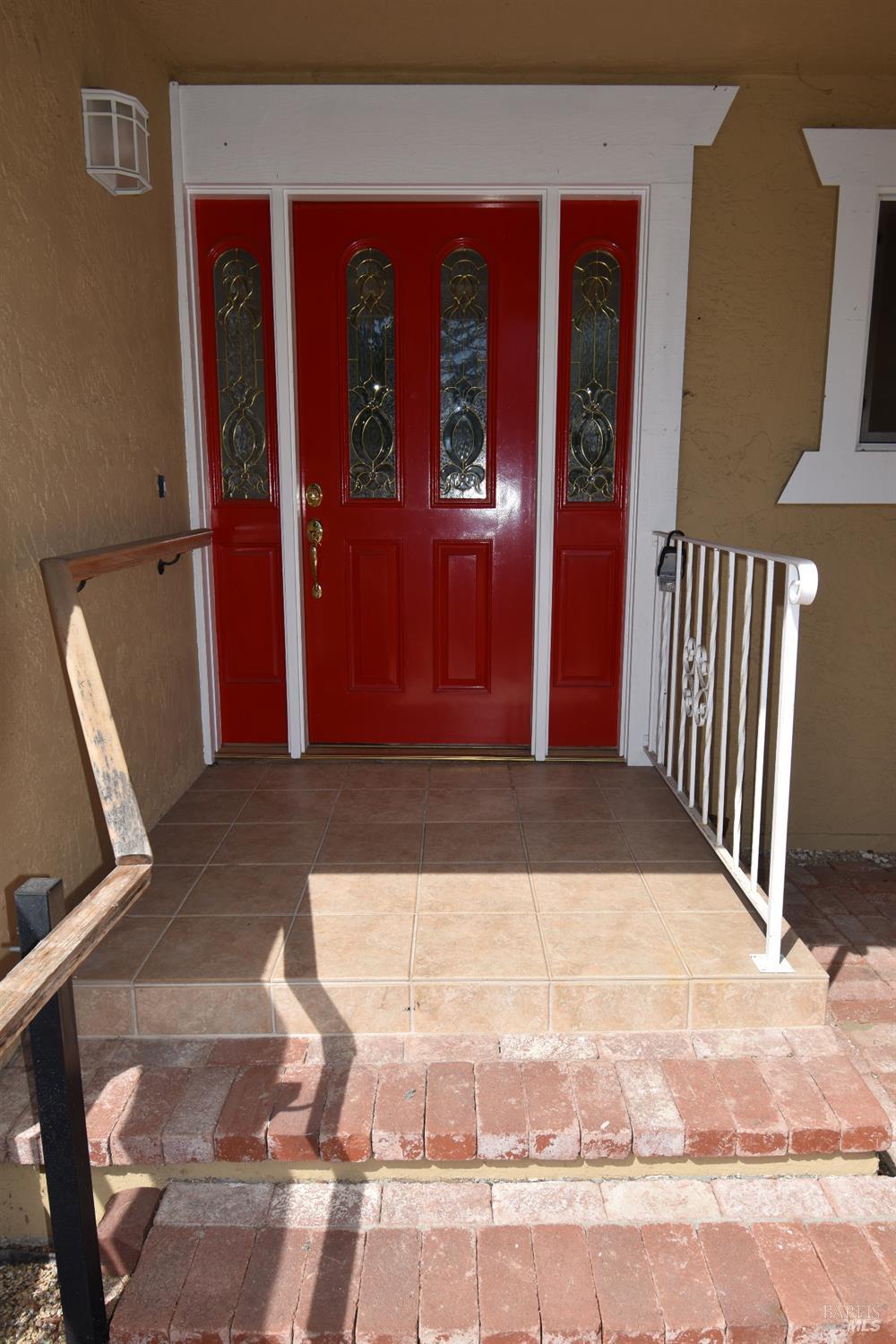 Detail Gallery Image 2 of 30 For 6061 Della Ct, Rohnert Park,  CA 94928 - 3 Beds | 2 Baths